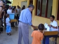 Xanana Gusmão mit Soehnen bei der Wahl